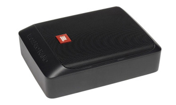 JBL Bass Pro Nano Subwoofer incl. plug en play aansluitkabel en afstandsbediening.
