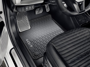 Mattenset rubber vierdelig met Kia logo (Fastback)
