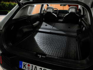 Anti-slipbak (hatchback)