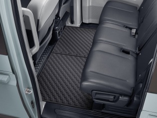 Mattenset rubber 2e zitrij (PV5 passenger 5-zits)