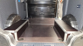 Vloerplaat + bescherming verhoging PV5 L2 Z1/Z2, 9mm berkentriplex bruin