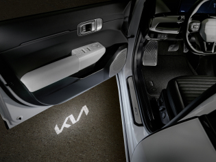 LED in- en uitstapverlichting met Kia logo