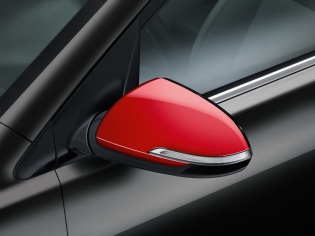 Spiegelkappen in de kleur rood